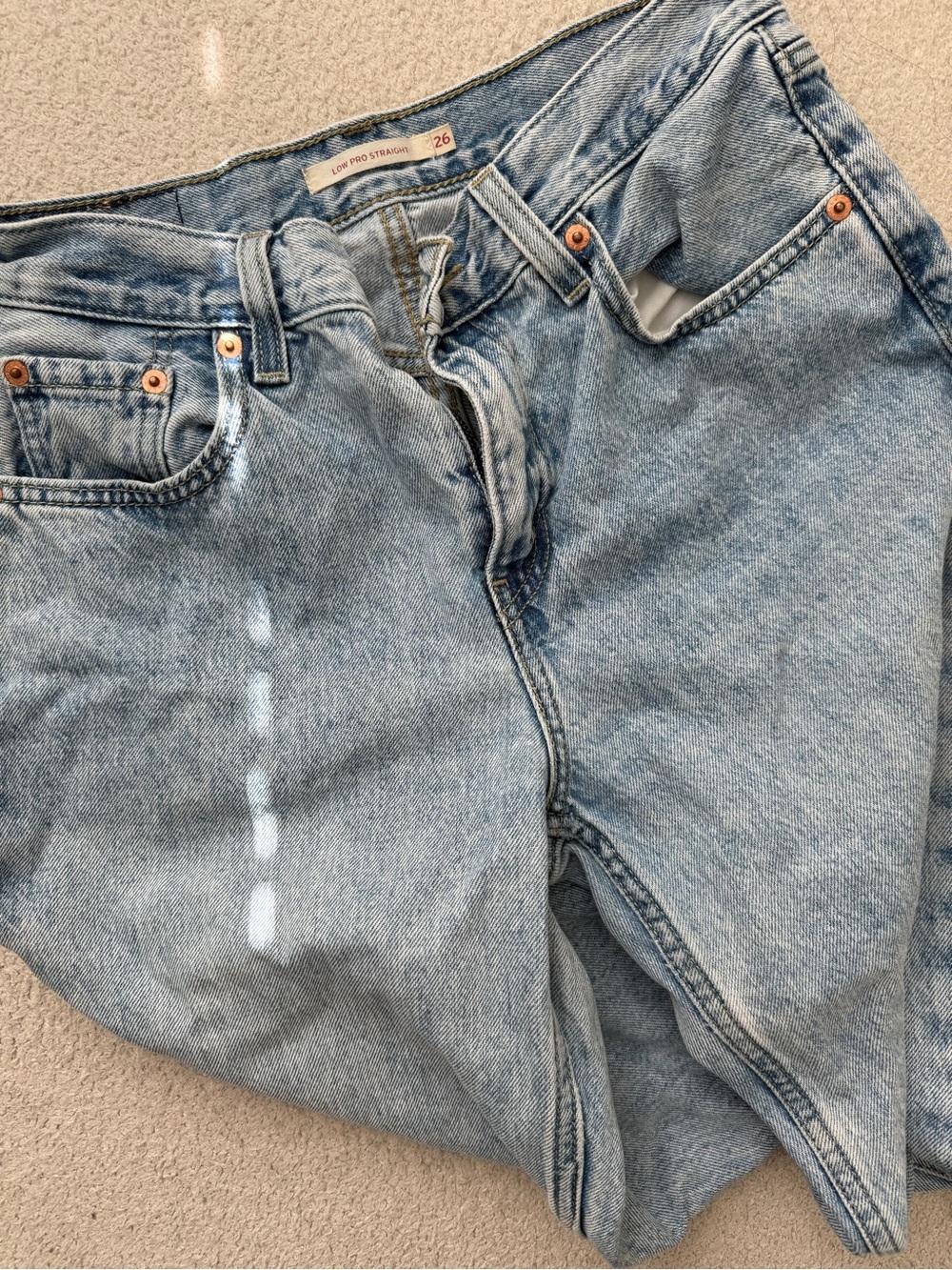 Levi’s low pro straight 26